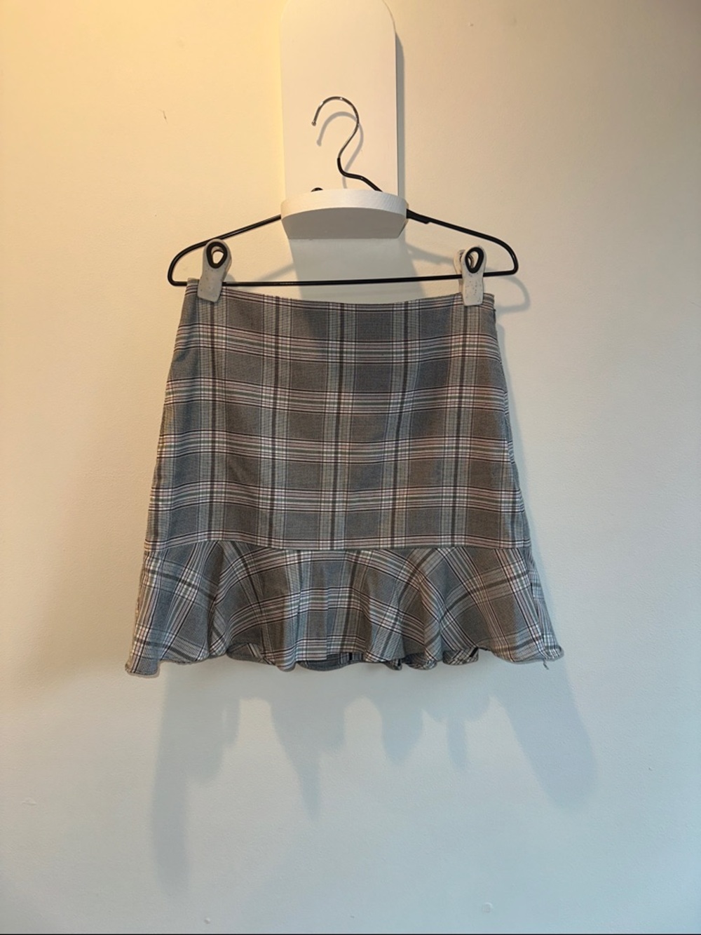 LOFT Gray Plaid Ruffle-Hem Mini Skirt